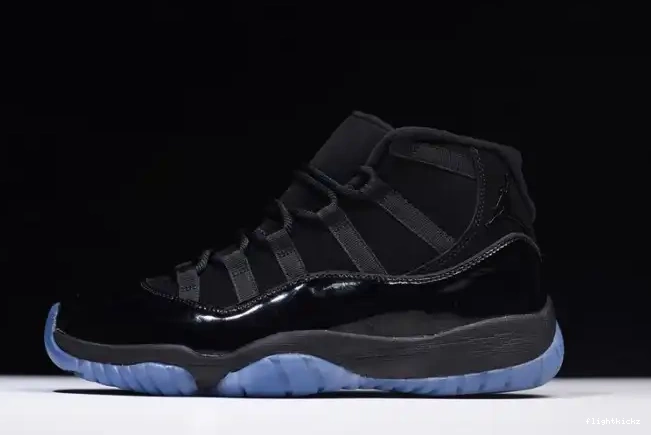 black 11 Cap Gown Jordan and Air 378037-005 0606